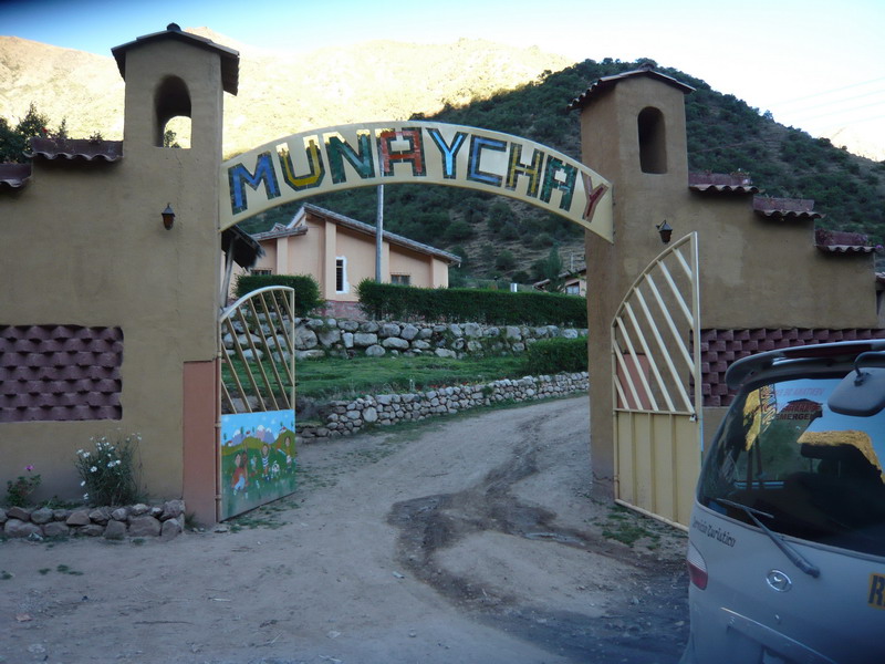 The entrance to the Munaychay Orphanage where we volunteered